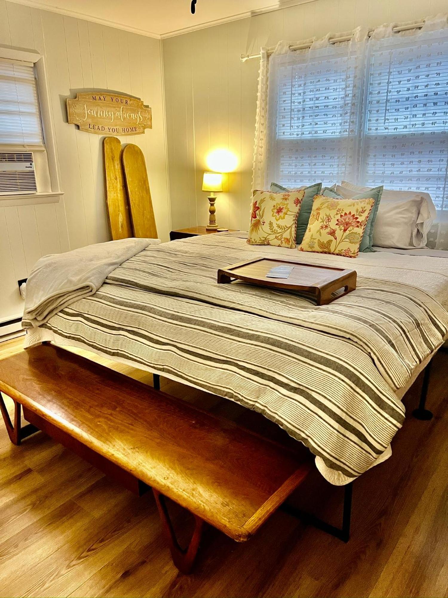 Mountain Lake Retreat - Hot Tub, Lake, Fire Pit, Wineries, Restaurant ฮาร์เปอร์ส เฟอร์รี ภายนอก รูปภาพ